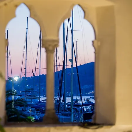 Bifora Heritage מלון