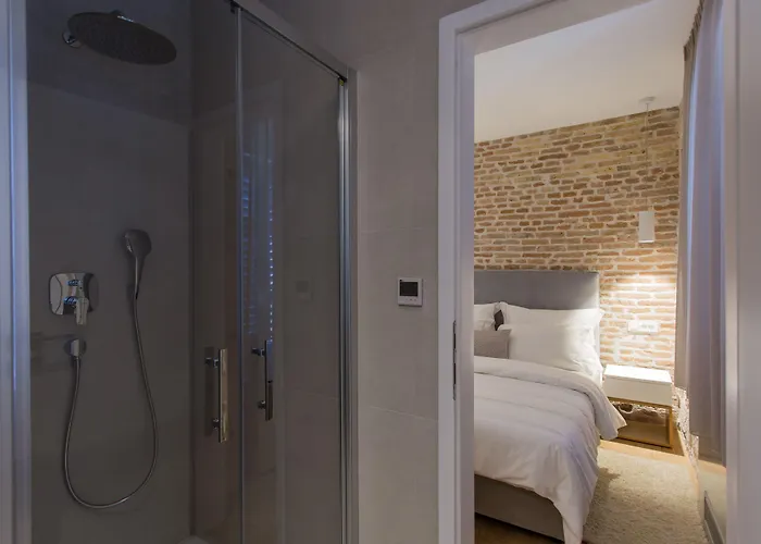 Bifora Heritage 4* تروغير