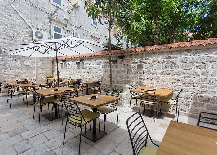 فندق Bifora Heritage 4*